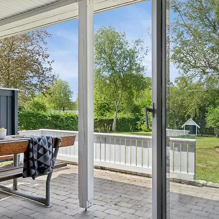 Semesterbostad Mani - 1-1km From The Sea By Interhome Ebeltoft